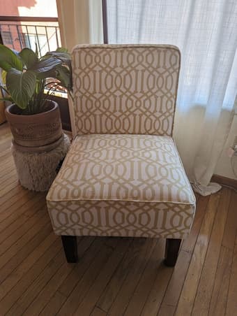 Accent chair 2