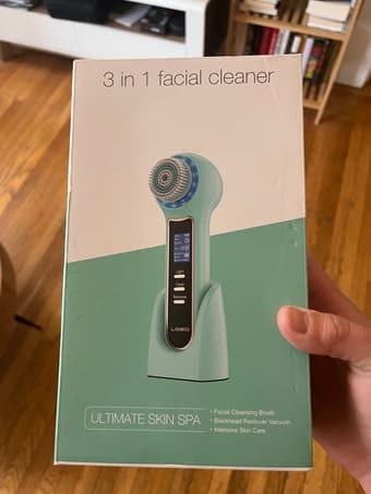 UMICKOO 3-in-1 Facial Cleaner and Blackhead Remover 1