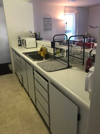 Sublet in 4BR/2BA Rains (Aug 22 - Sept 18) 1