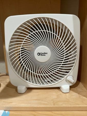 Confort Zone Desktop Fan 1