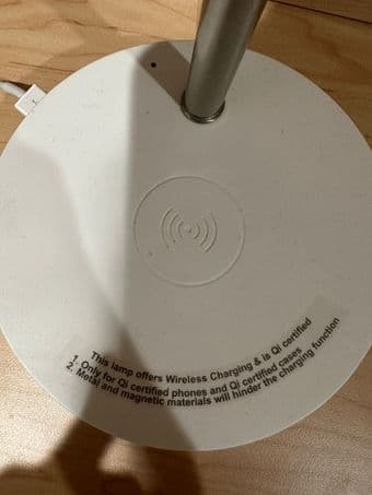 Task Lamp Room Essentials (Wireless Charging + USB Port + Led Bulb) 2