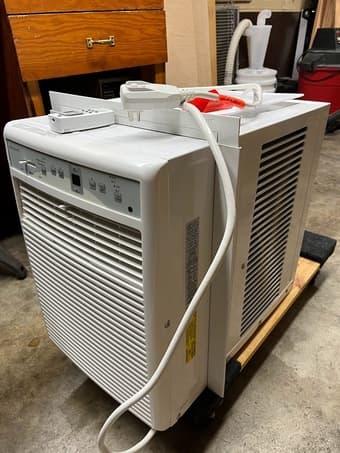 Air conditioner FRIGIDAIRE FFRS1022R1 10000 BTU 2