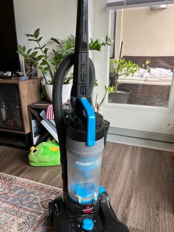 Vacuum - Bissell Powerforce Helix 1