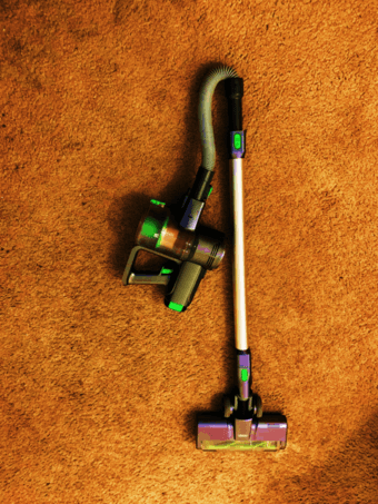 Cordless electric vacuum cleaner for car，travel， and home 2
