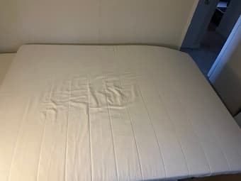 Queen mattress [Minnesund from Ikea] 1