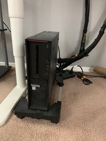 Lenovo Desktop Workstation 1