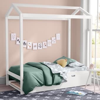 Canopy Bed with Trundle 1