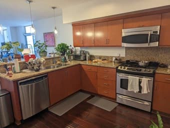 Beautiful 1-bed in Downtown Oakland next to Bart 6/25 - 7/15 2
