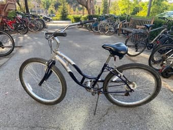 Schwinn Cruiser Bike + Locks + Light 1