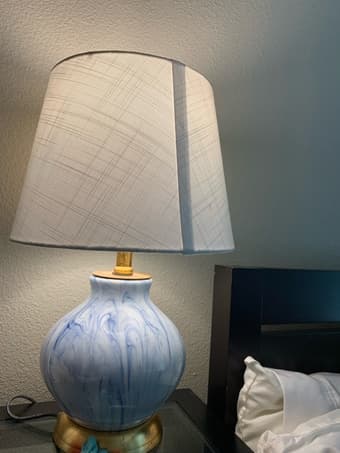 BEAUTIFUL BLUE/GOLD LAMP 1