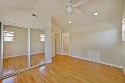 Room for rent in PA with Stanford alumni/affiliates 3