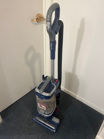 Shark Heavy Duty Vaccum 1