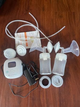 Baby feeding pump and acessories 1