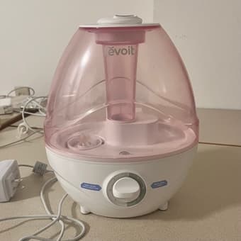 humidifier with light, price negotiable 1