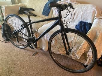 BLACK TREK FX 7.2 HYBRID BIKE 1