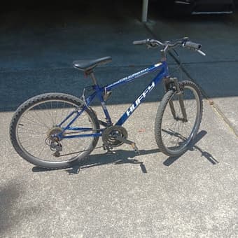 Huffy 18 Speed 26" Mountain Bike 1
