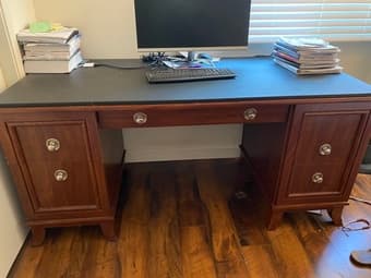 Executive desk 2