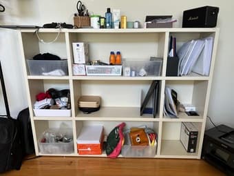 Two white bookshelf - Very nice condition 1