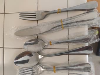 Cutleries spoon fork knife 1