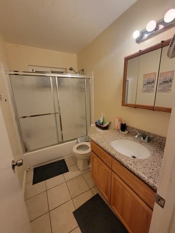 Bedroom 15 min bike from campus available for rent, starting July 2023 3