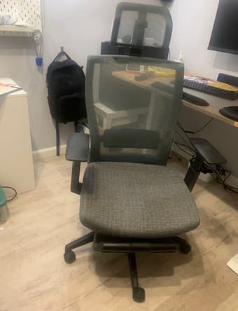 Autonomous Ergo Chair (retails for above $500) 1