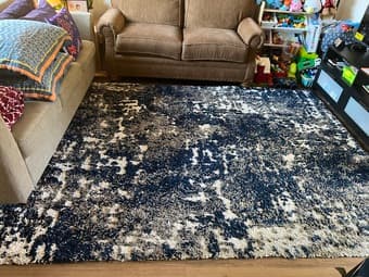 Selling carpet for 1