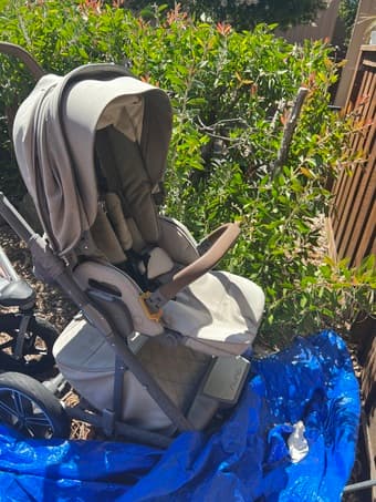 Selling nuna stroller for 2