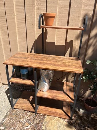Selling table for 1