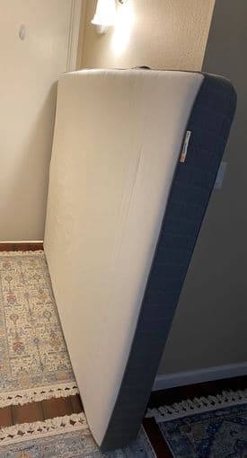 Lighlty Used Queen Mattress 1