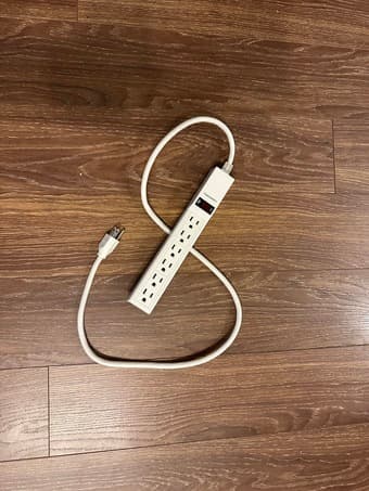 Power strip 6 outlets 1