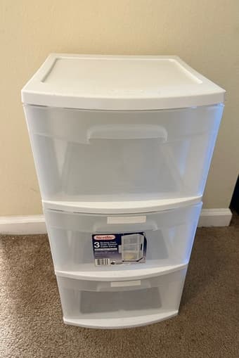 Plastic drawers 1
