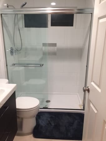 Fully Furnished Master Room with Private Entrance in Palo Alto, 8/1 3