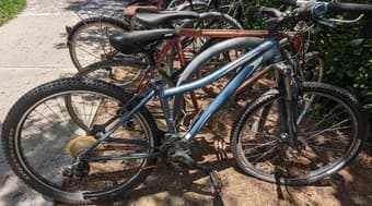 Women's Mountain Bike Seat + Post (+Bike) 1