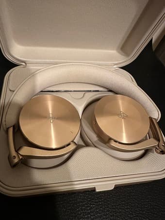 B&O H95 HighEnd Headphone (Like new condition) 2