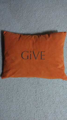 3 cushions 2
