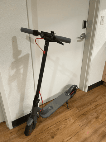 Like-new Scooter 1