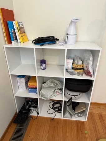 wo white bookshelf - Very nice condition (Price down) 2