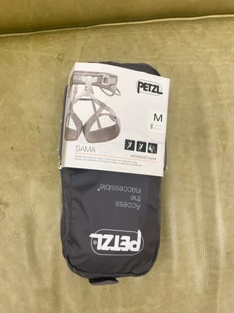 Selling a brand new Petzl Sama Harness, Size M, because size mismatch 1