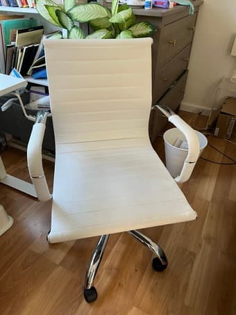 White leather desk chair 1