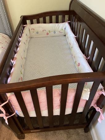 Crib and diaper change table 1