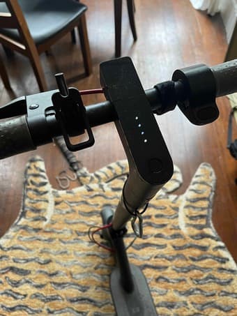 Xiaomi X365 scooter (turns on but does not run) 2