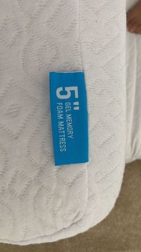 LUCID Brand: Full Size 5 Gel Memory Foam Mattress Almost new 3