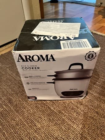 Moving sale- Brand new Pot Style Rice Cooker and Food Steamer 1