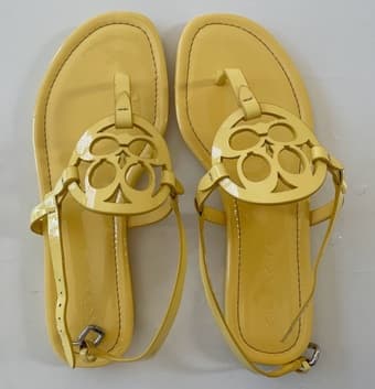 Coach women sandals, unworn, yellow, original 99$ 1