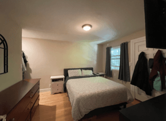 Furnished 1BR Apartment w/Garden in Downtown P.A. - avaiable now! 3