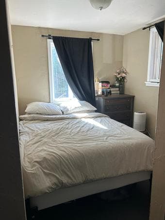 Studio in Menlo Park, The Willows 2