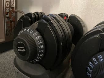 Adjustable Dumbbells 5-32.5 kg (11-71.5 lb) and Bench 2
