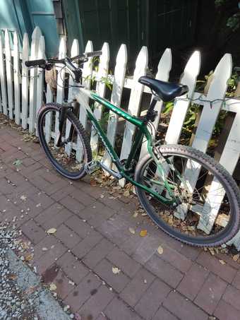 Schwinn bike - 24 gears (Shimano) - excellent condition - $250 2