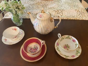Teapot and Teacups 1
