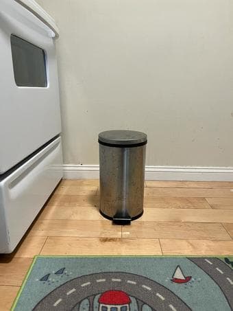 Trashcan x2 1